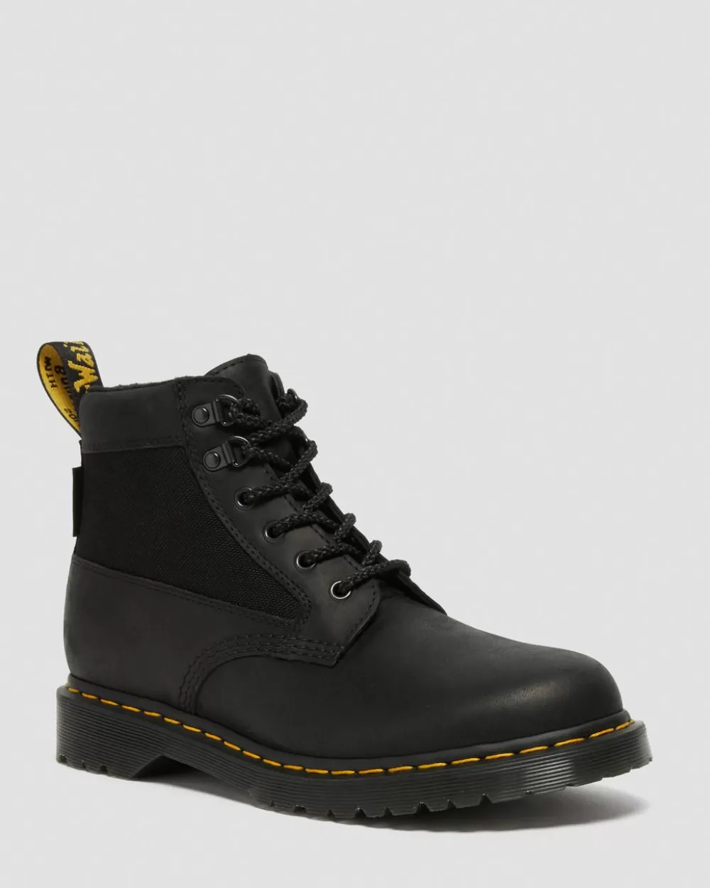 101 Streeter -Nilkkurit*Dr. Martens Shop