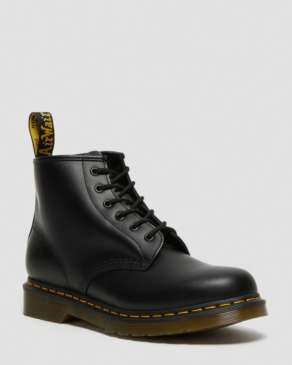 101 Yellow Stitch Smooth -Nahkanilkkurit*Dr. Martens Best