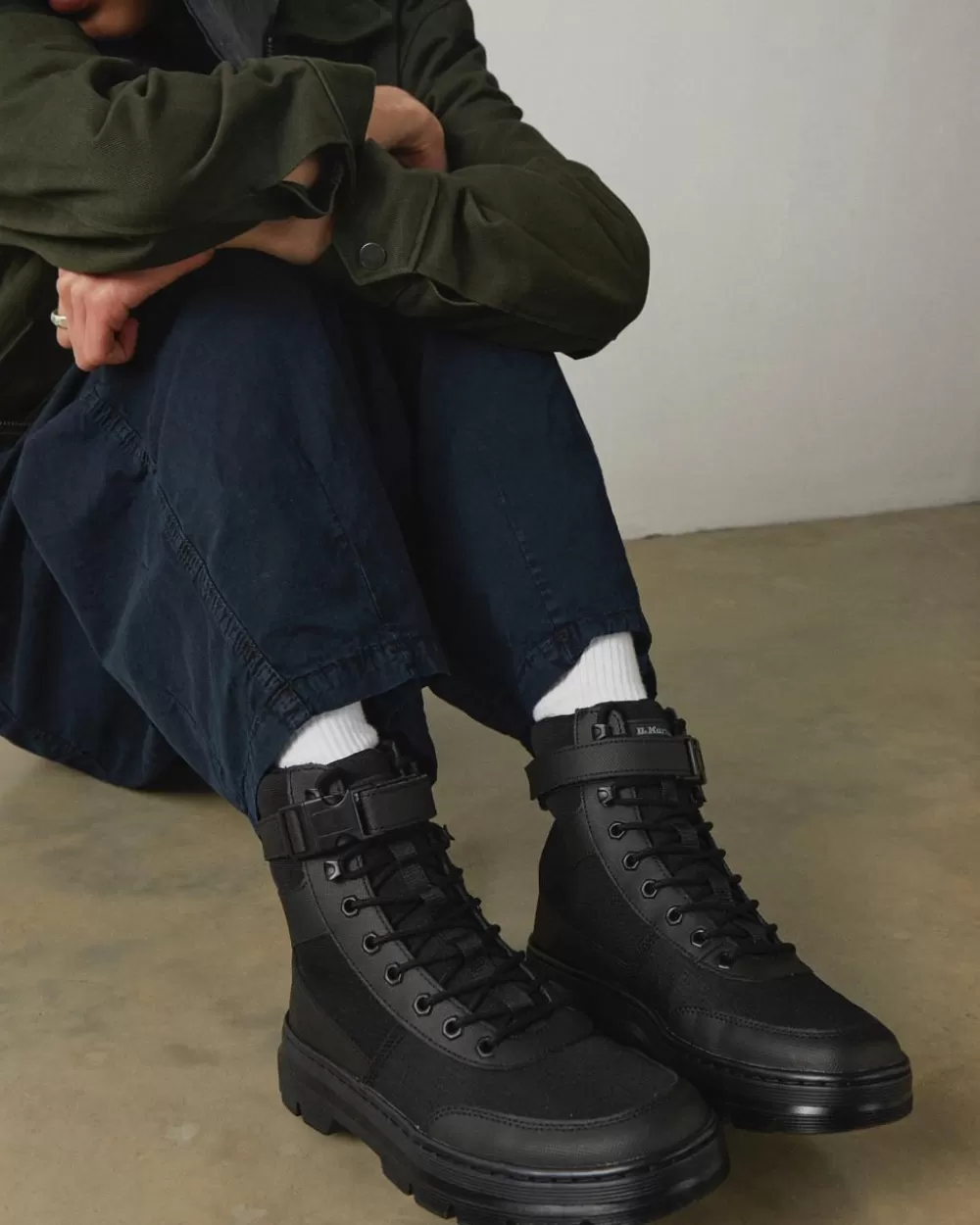 Combs Tech Poly Utility -Maiharit*Dr. Martens Outlet