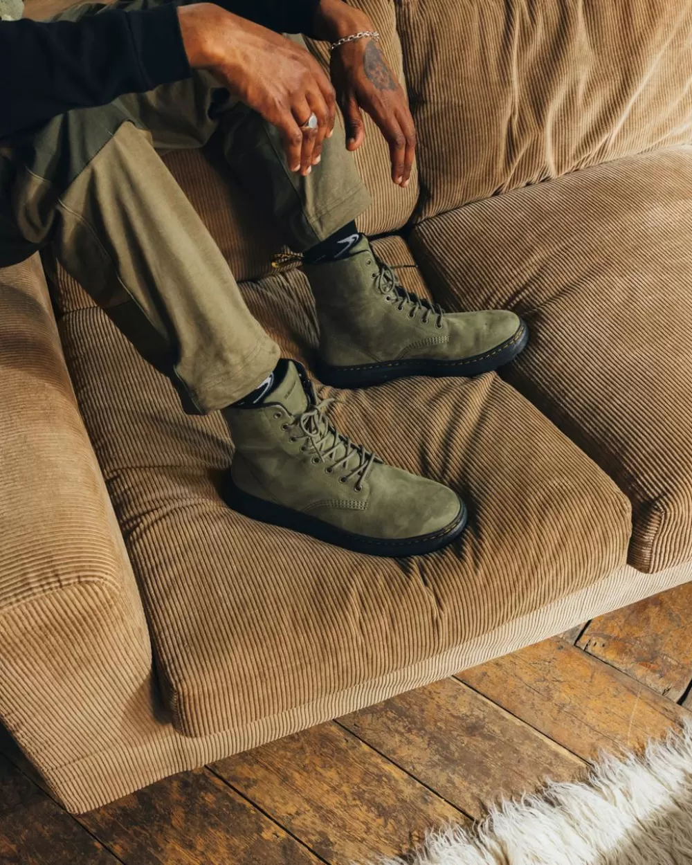 Crewson Leather Lace Up -Maiharit*Dr. Martens Hot
