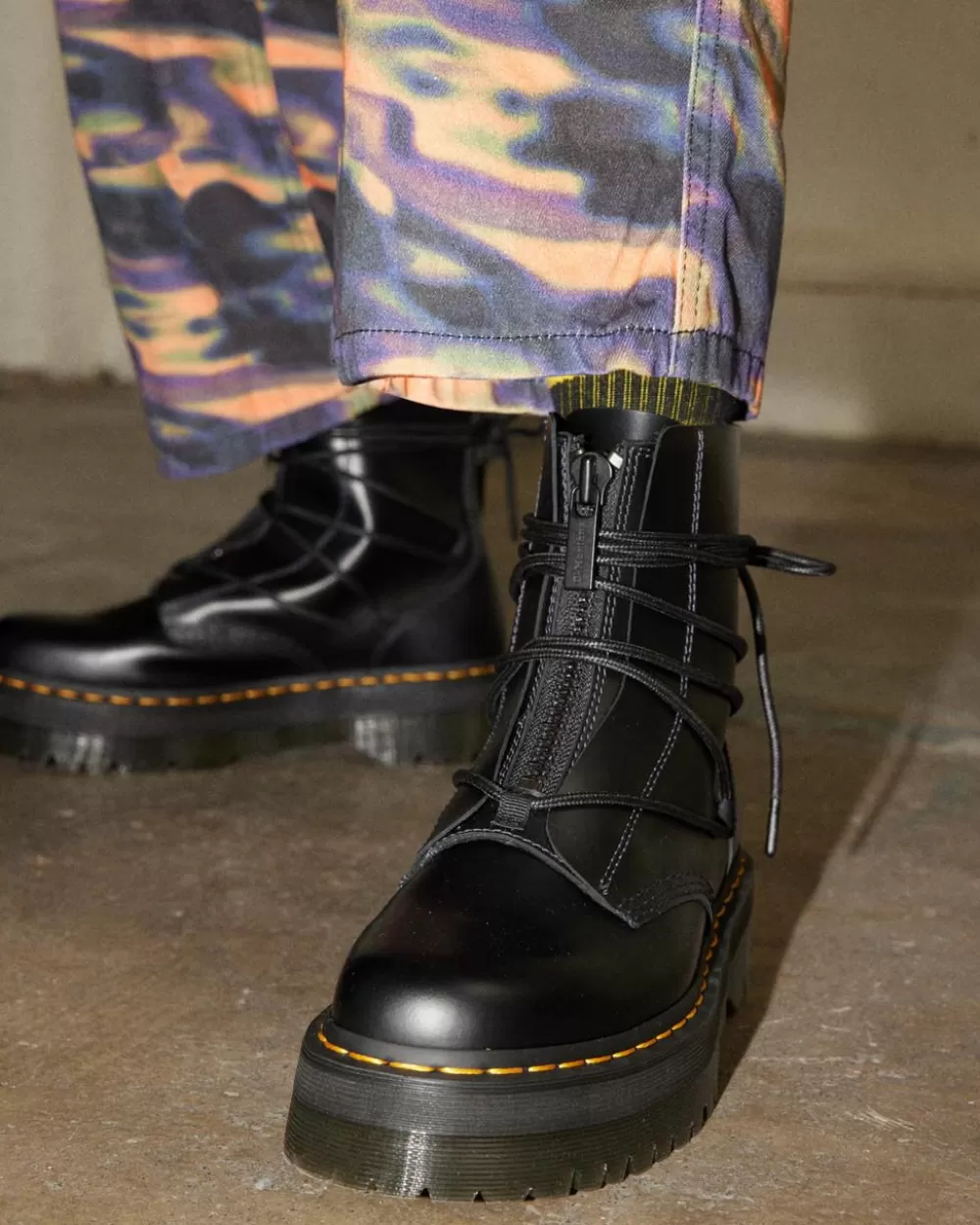 Jarrick Ii Laced -Nahkaplatformit*Dr. Martens Cheap