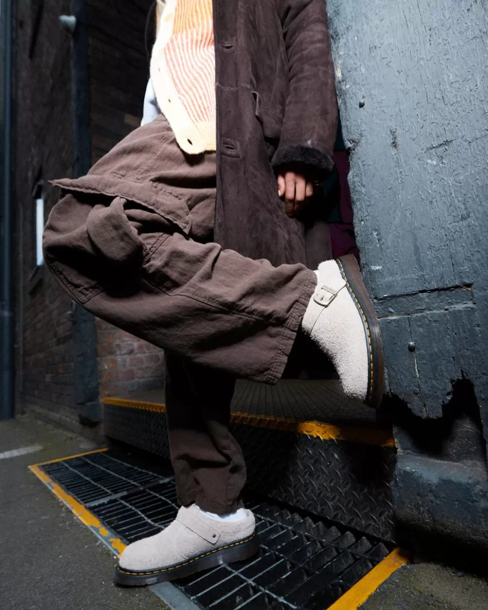 Tekoturkisvuoratut Isham Faux Shearling Suede -Lipokkaat*Dr. Martens Fashion